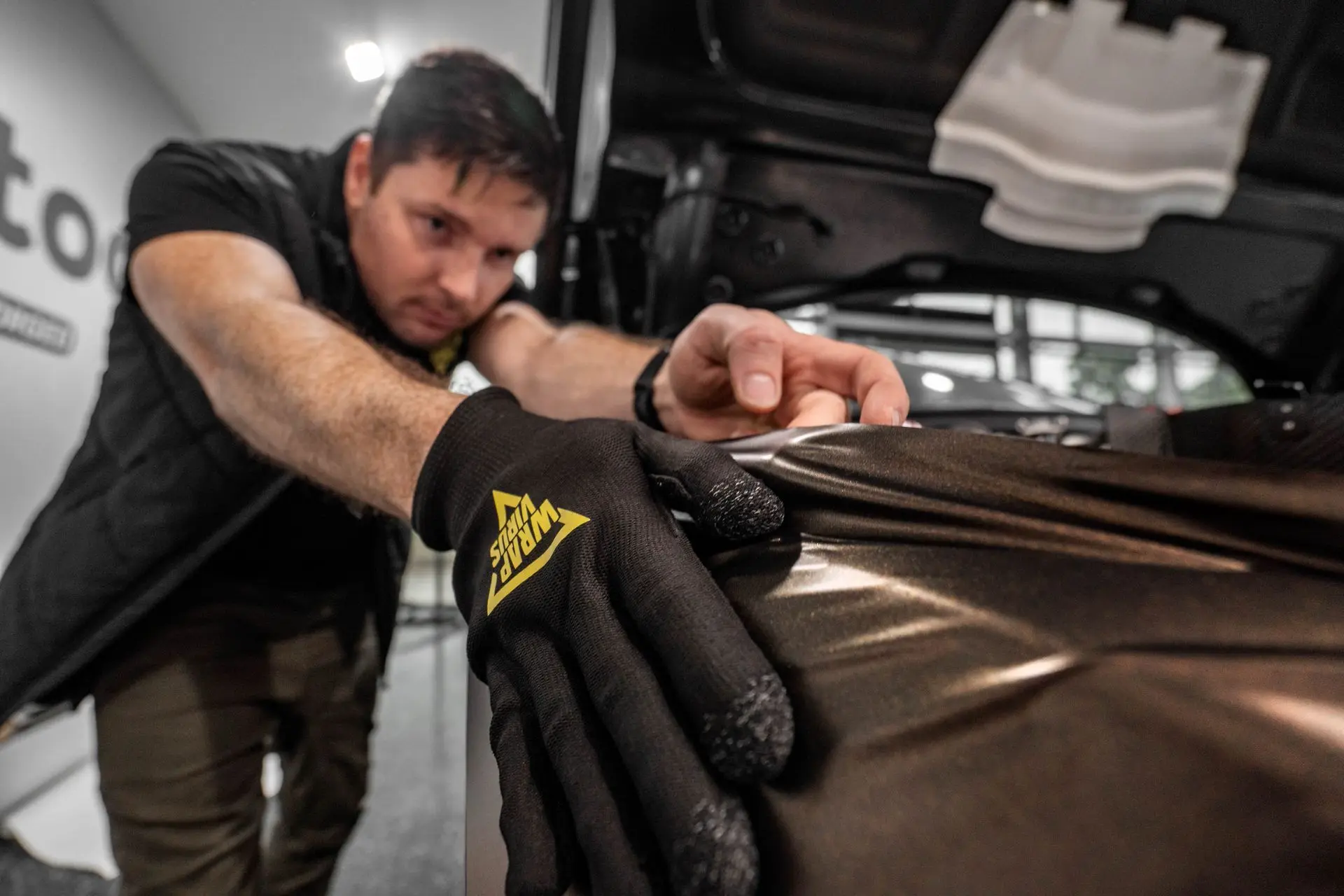 automobilio apklijavimas